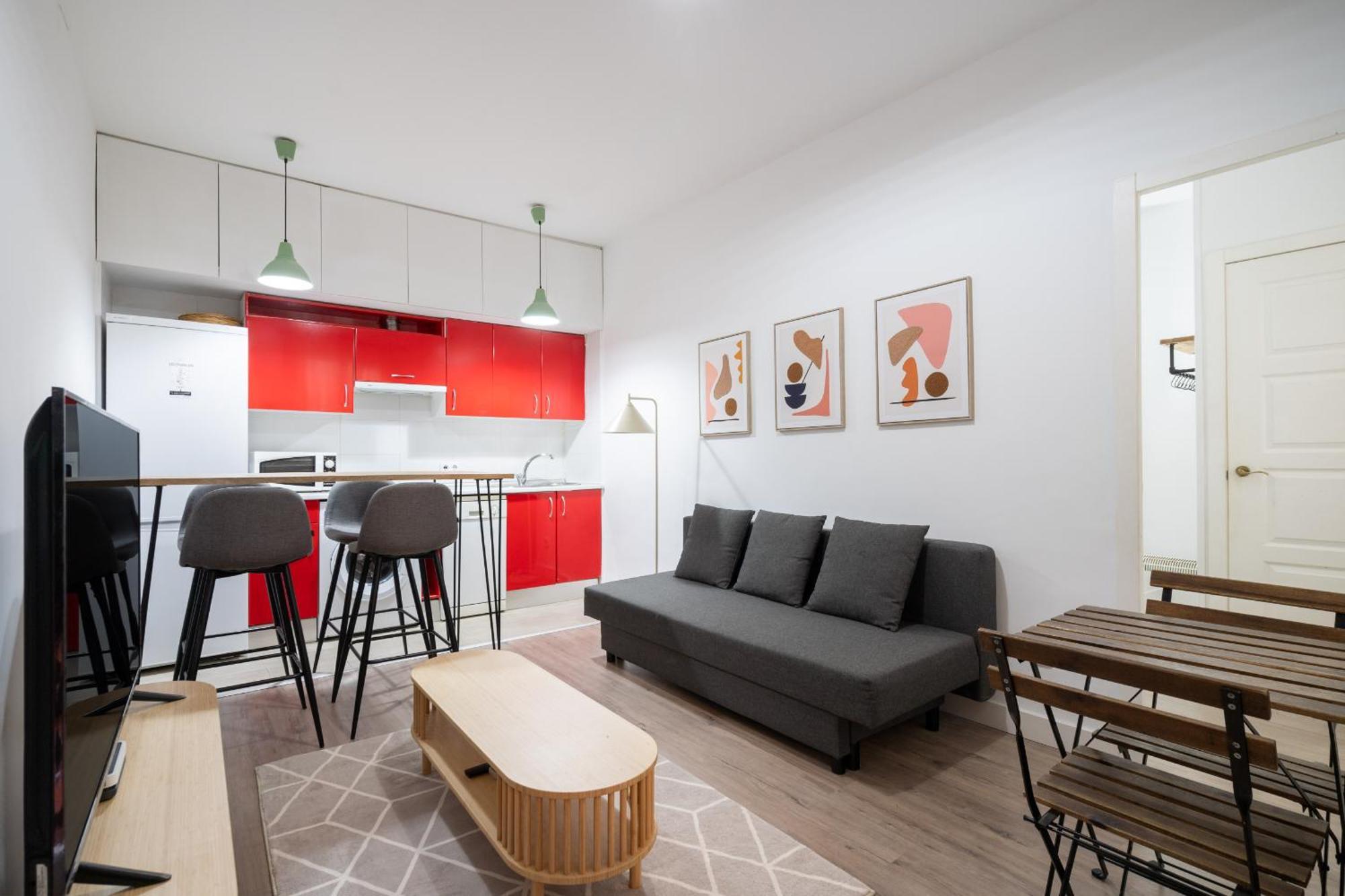 Apartamento En Chueca Para 4 Personas Alquiler Temporal Madrid Exterior foto
